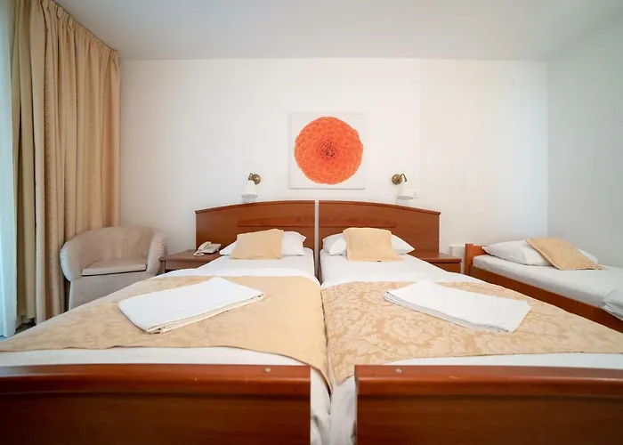 Hygge Otel Biograd Na Moru