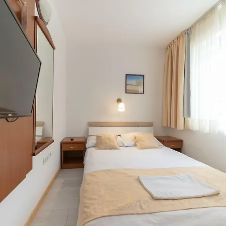 Hygge 3* Biograd Na Moru