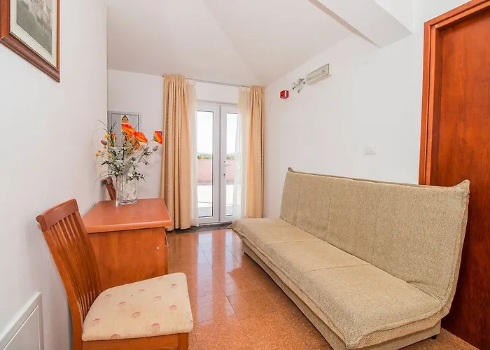 Hotel Hygge Biograd Na Moru